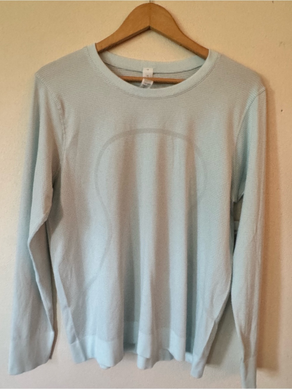 Lululemon Light Green Swiftly Relaxed Long Sleeve Size 12 Retail $78 NWT